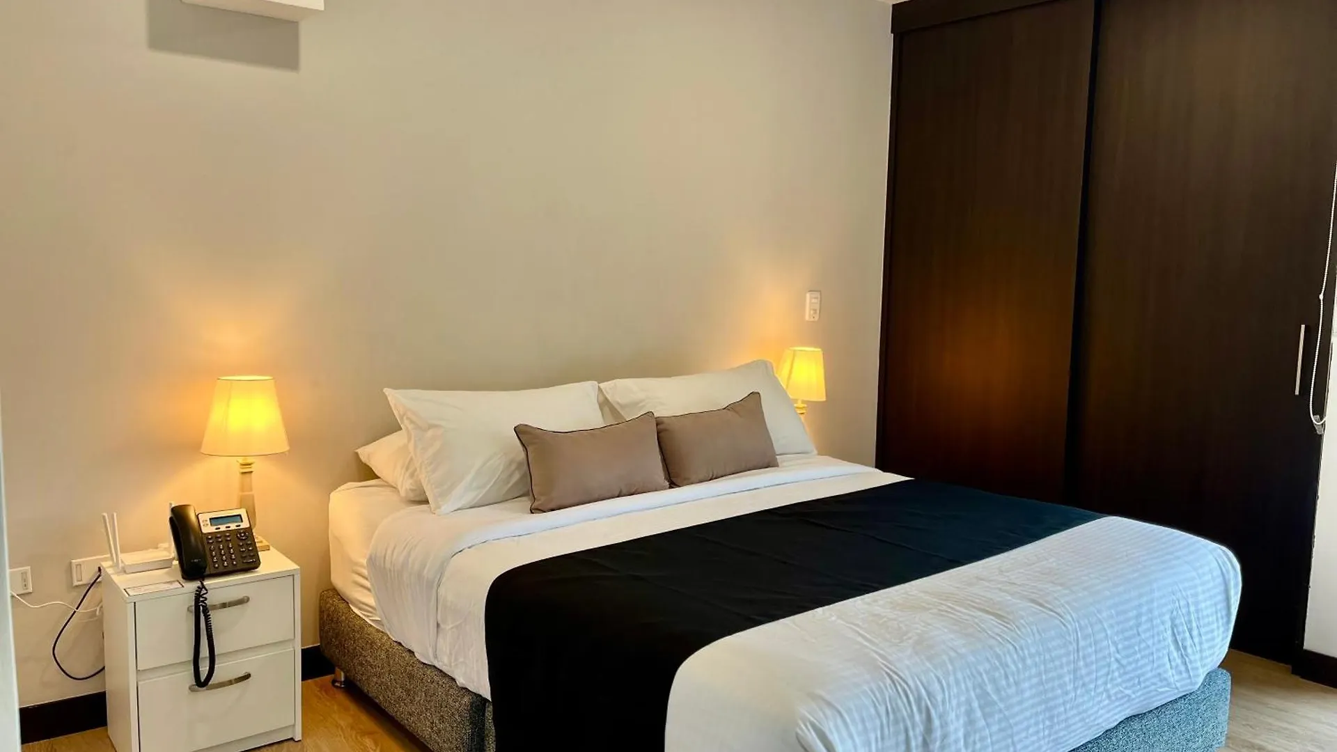 Habitacion Estandar - Hotel Rioverde Rionegro 4*,